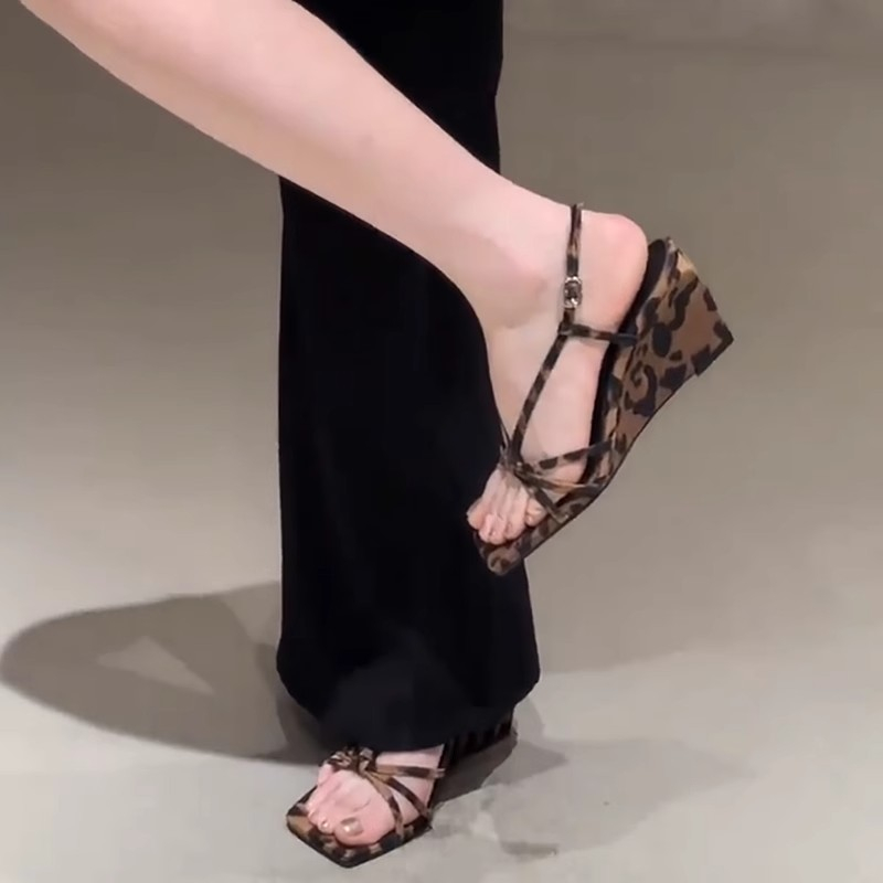 Sandalen met luipaardwig Zomer - Crossfit Belt recensie en prijs