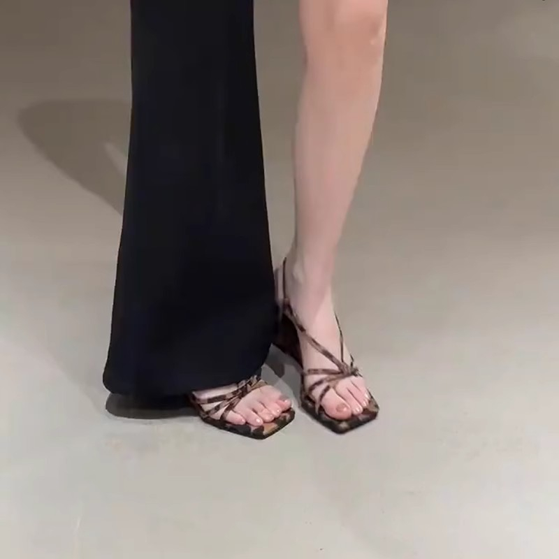 Sandalen met luipaardwig Zomer - Crossfit Belt recensie en prijs