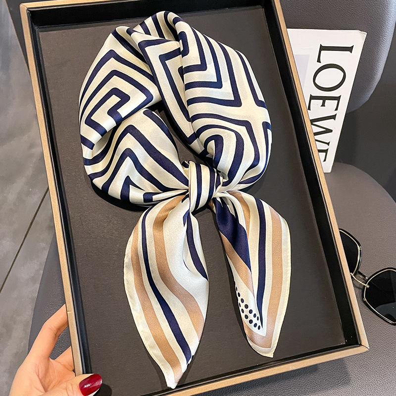 Luxe Merk Halsdoek Lente Vierk - Wrist Wraps recensie en prijs
